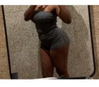 Horny ebony 👅👅🍆🍑