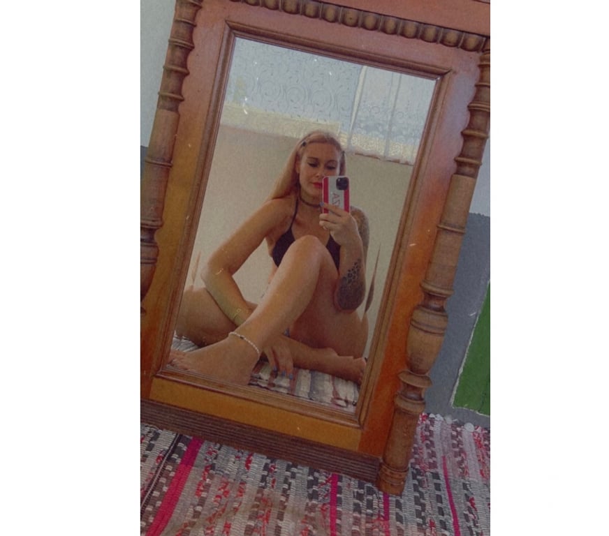 Escorts Cardiff Roath - Cardiff - Photos for Sweet Swedish girl with the sweetest touch