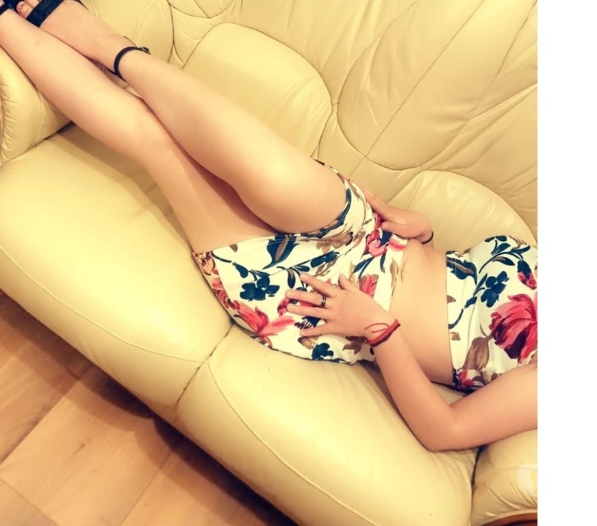 Escorts East London Havering - Photos for Hot girl xx call me x x xxxxx