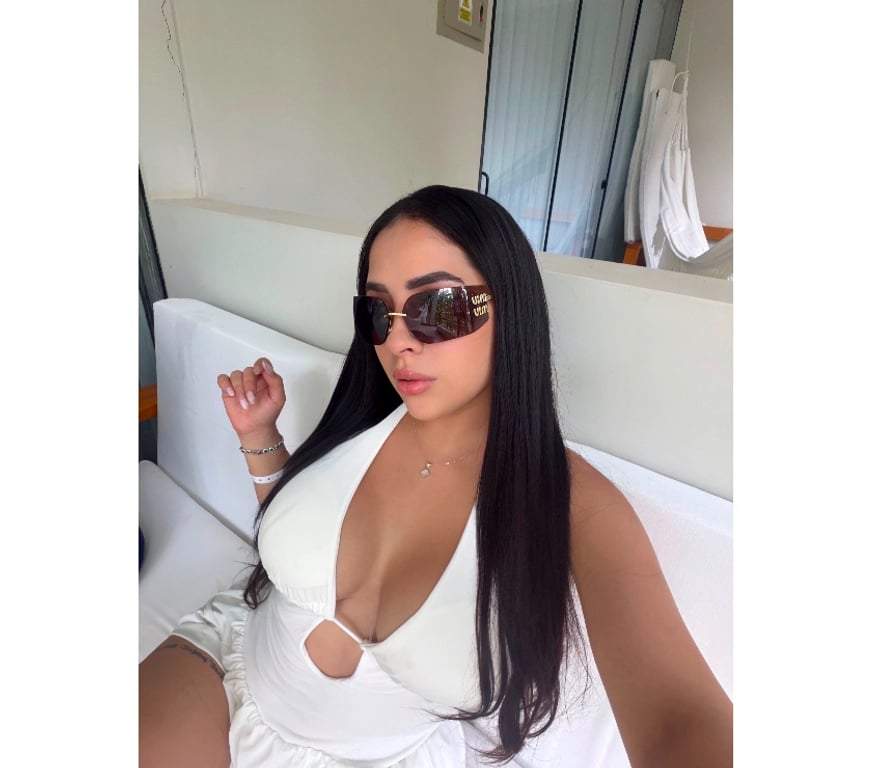 Escorts Barking and Dagenham Romford - Barking and Dagenham - Photos for RM9 Valentina 🌹 Colombian 22 - Upminster RM14 24H
