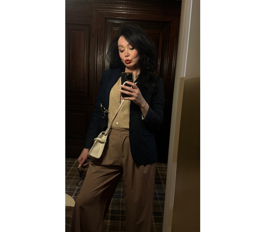 Escorts West Dunbartonshire Balloch - West Dunbartonshire - Photos for 🟪🌙💗I’m ALLURING ADORA MILF MATURE.Fine lingerie !