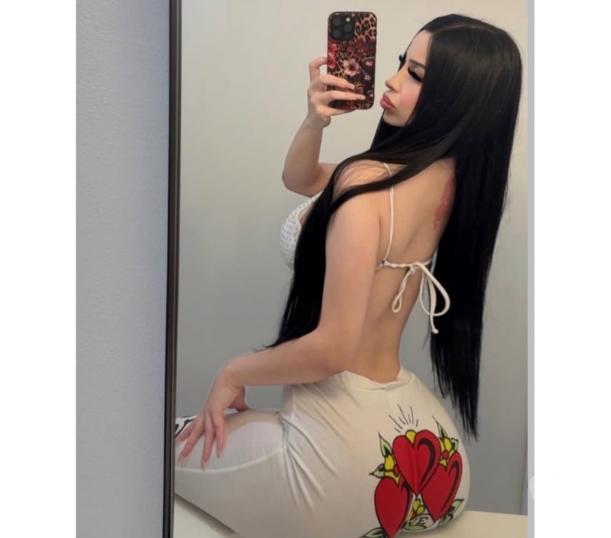 Escorts South West London Earlsfield - South West London - Photos for 🔥 SENSUAL, ATTRACTIVE AND CHARMING BRUNETTE 💋