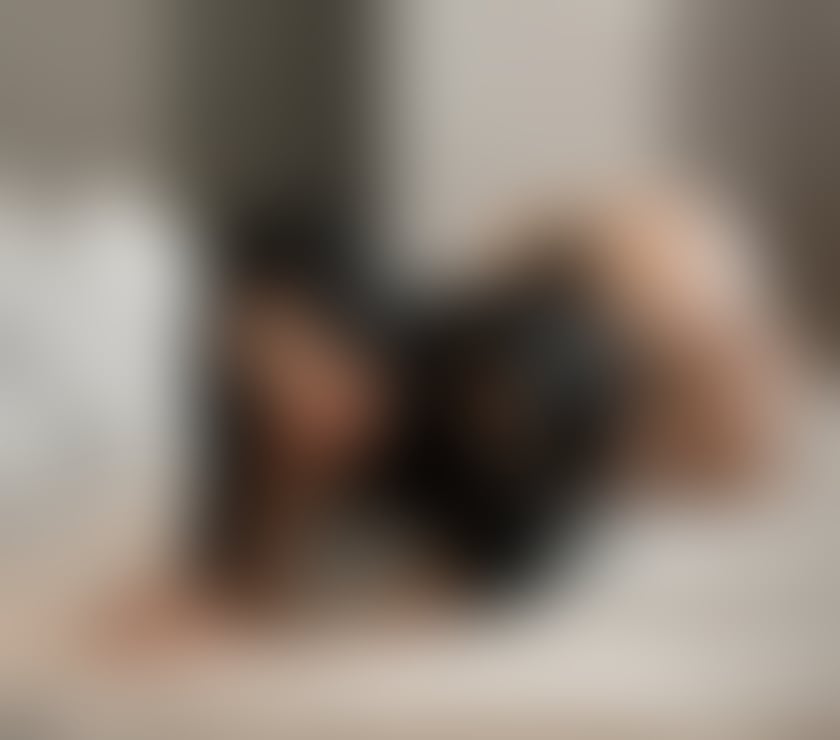 Escorts Staffordshire Lichfield - Photos for Beautiful Brazilian female companion 💋