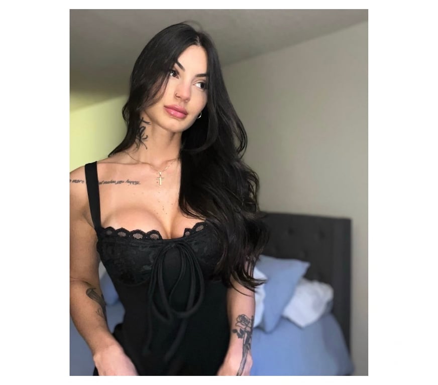 Escorts Merseyside Sefton - Photos for GYM BUNNY🐰🩷 PARTY GIRL AMANDA🍑