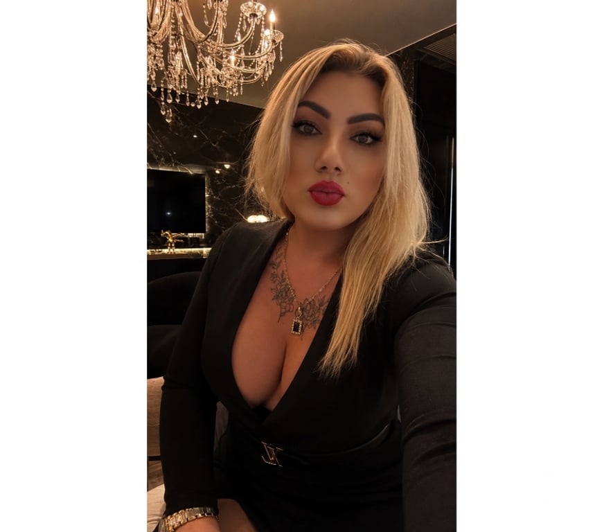 Trans Escorts Merseyside Liverpool - Photos for NEW HERE🔥Simina 🔥 VIP SERVICE🔥 XXl