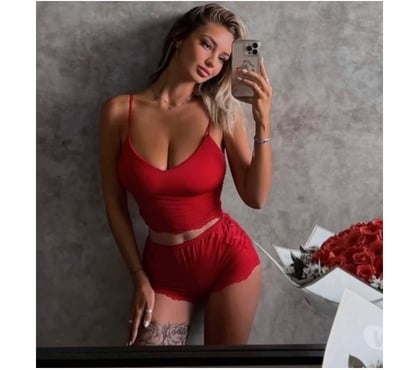 GFE Escorts The Broadway Bradford - Photos for Erika!SEXY AND NAUGHTY best bj&kiss DOM