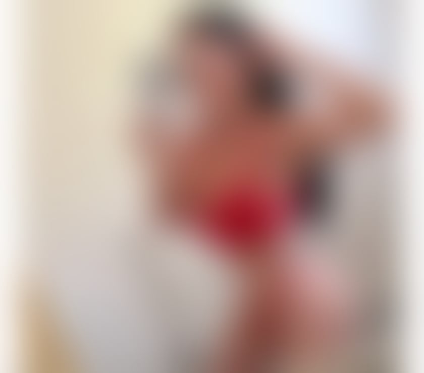 Escorts Glasgow Glasgow City Centre - Glasgow - Photos for Megan- Brazilian Teacher🍑Naughty and friendly💋