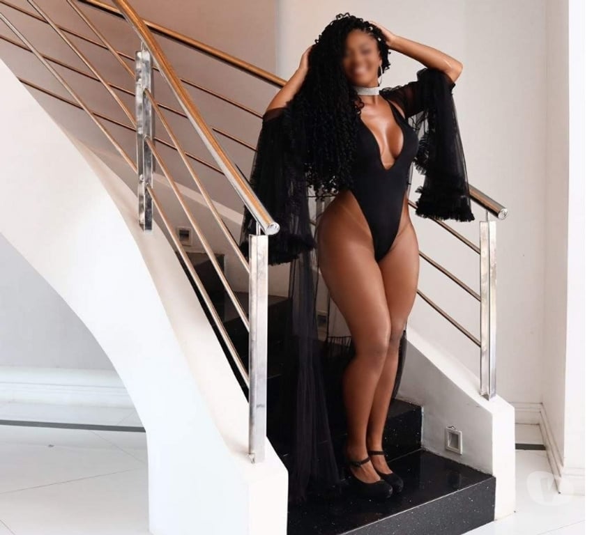 Escorts East London Bow - East London - Photos for Victoria Sampaio 🇧🇷✨️🌸🍑