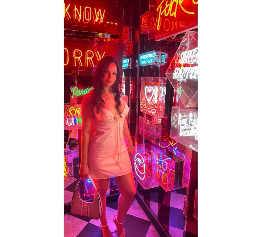 Escorts West London Hounslow - Photos for Criis❤️‍🔥Hot Brazilian VIP Party 🎉