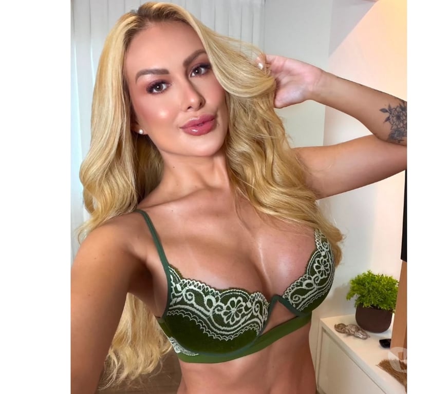 Escorts East London Creekmouth - East London - Photos for 🥳 🎉 Brazilian Party🥳 🎉