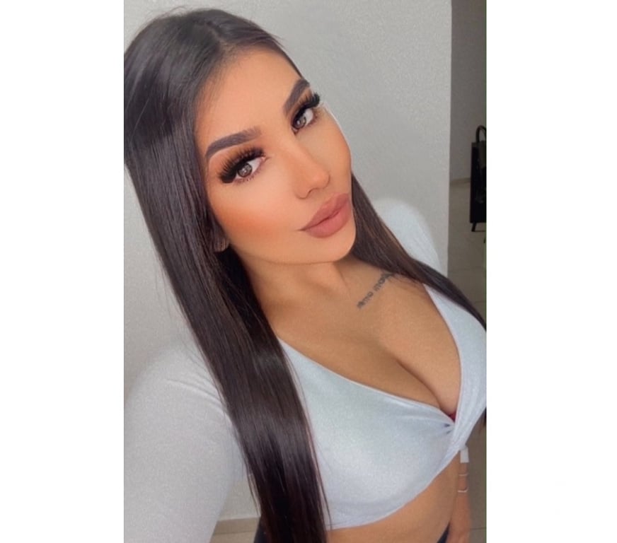 Escorts West Yorkshire Leeds - Photos for Penelope 😈 Big Tits 💋 New Girl 🔥No rush 😍