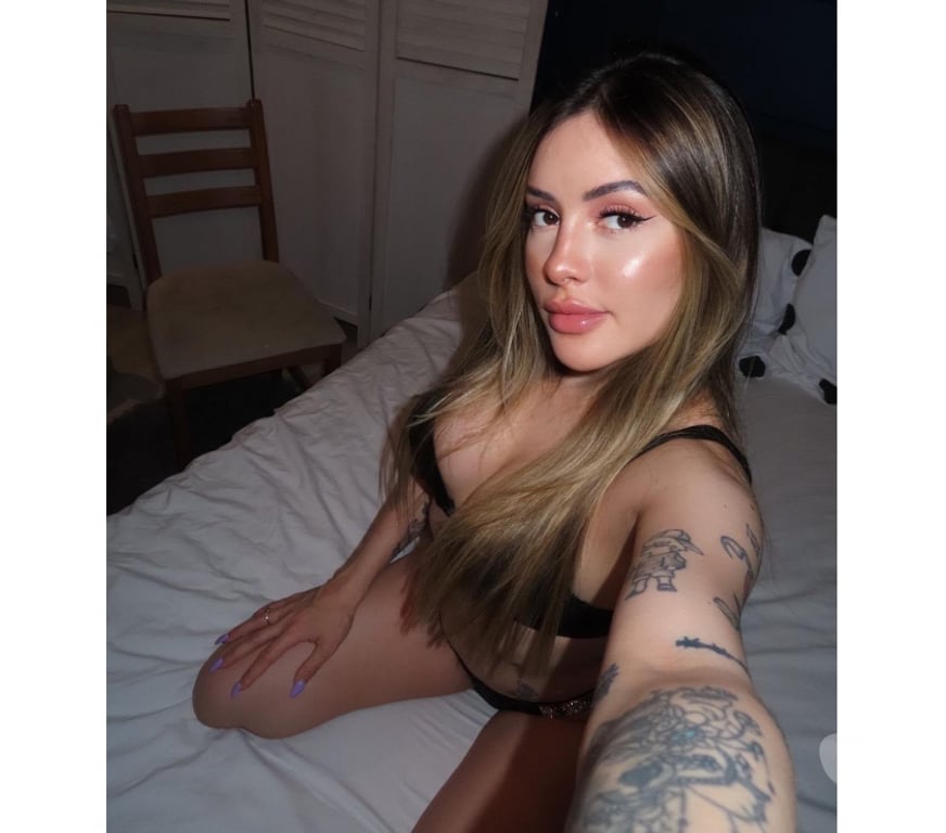 Escorts West Midlands Birmingham - Photos for Ingrid Brazilian Blonde 🇧🇷💞 amazing GFE 👄