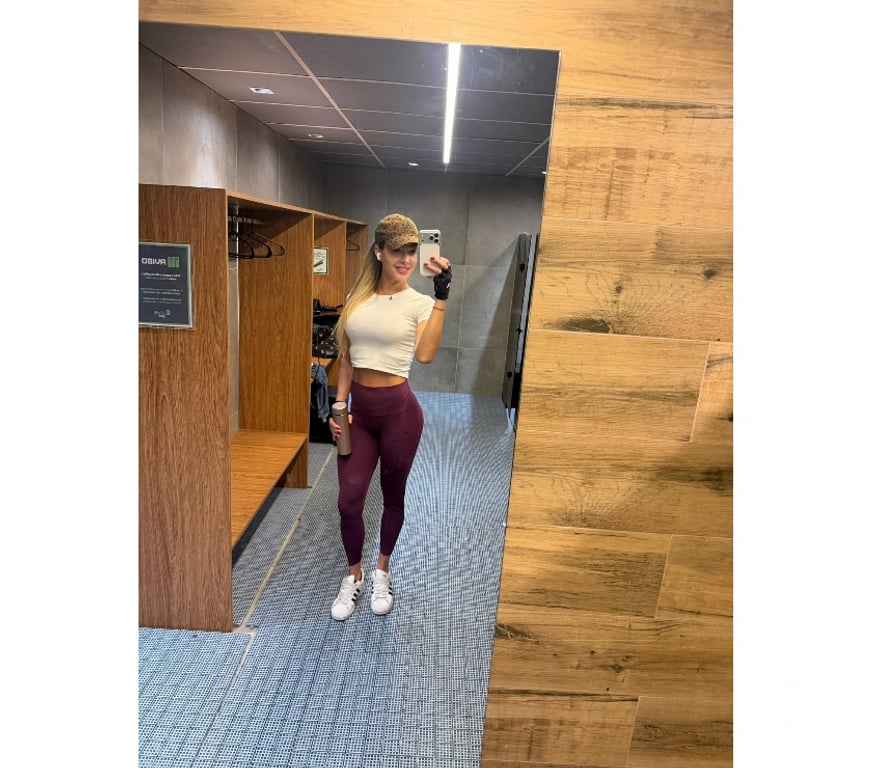 Escorts Central London Tottenham Court Road - Central London - Photos for NEW VIP BELLA IN TOWN NOW!!!