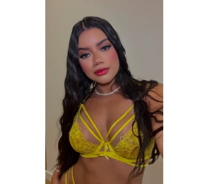 Photos for CARLA PARTY GIRL 💛🇧🇷💛