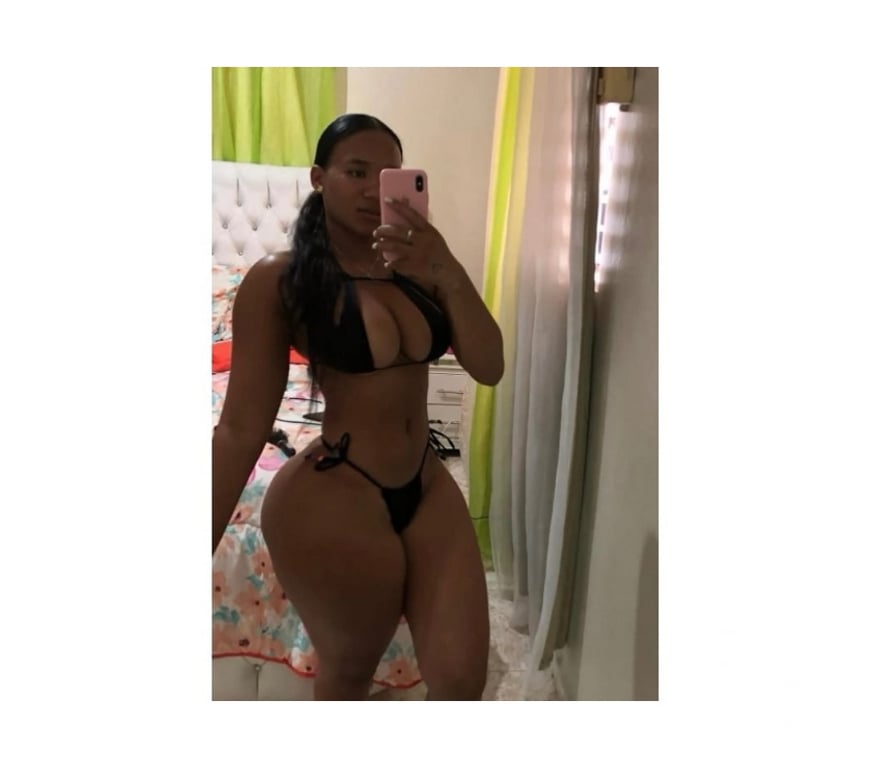 Escorts Norfolk Norwich - Photos for YOUR FAVORITE LATINA