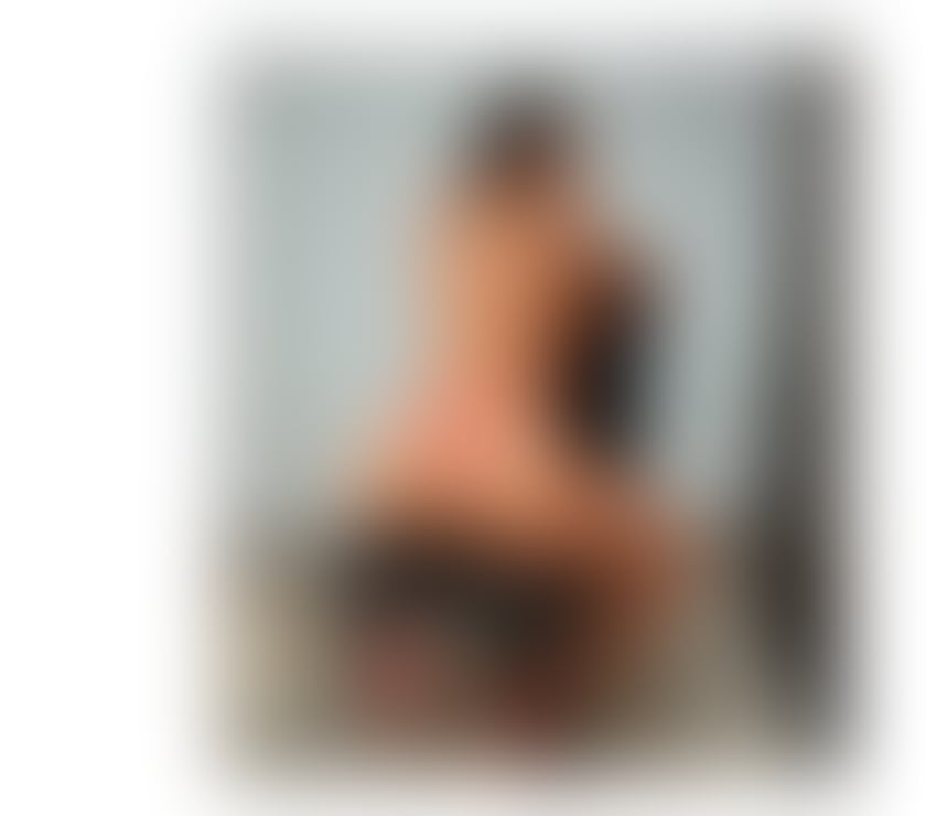 Escorts Surrey Woking - Photos for HOT Bella Brazilian best service🇧🇷 PARTY GIRL