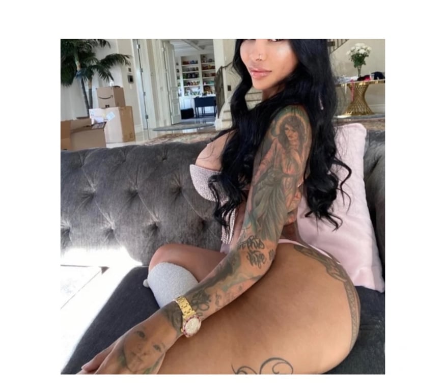 Escorts Gloucestershire Gloucester - Photos for 🌺Genesis 🌺CURVY HOT SAUCE🌺 🥂NICE GIRL🥂