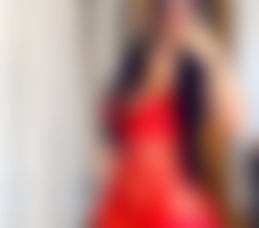 Escorts East London Blackwall - East London - Photos for LATINA SERVICES IN CANARY WHARF🥵❤️‍🔥🫣