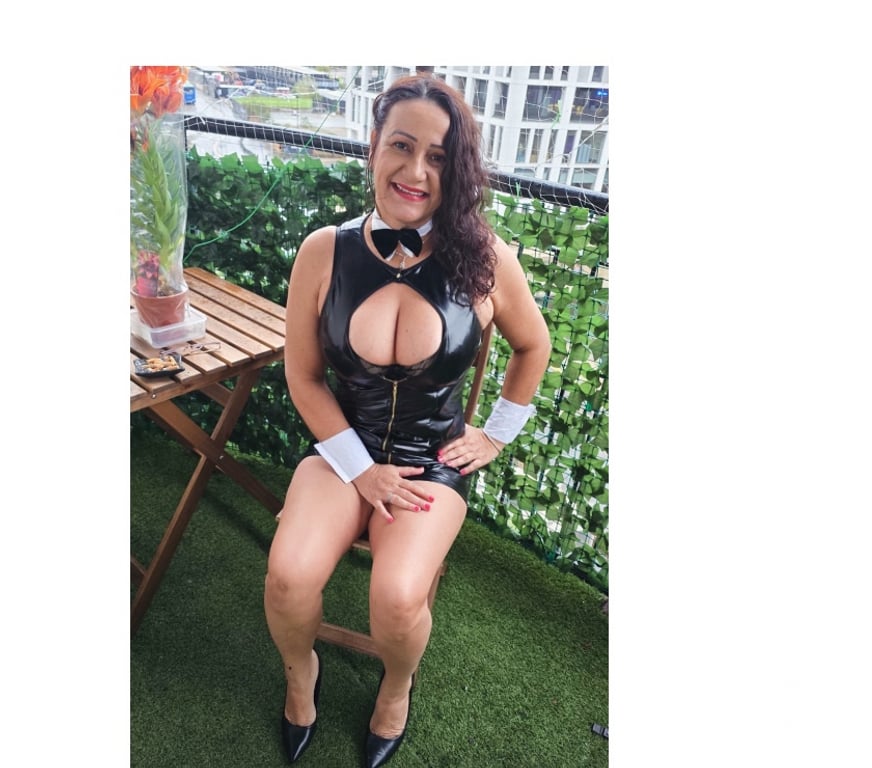 Escorts South East London Bromley - Photos for Angel, a party-loving, naughty girl🍾🍾🍾
