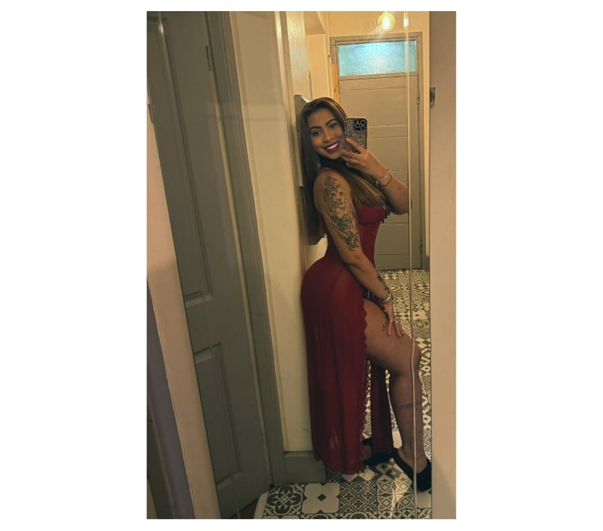 Escorts East London Plaistow - East London - Photos for Hi im BrAzilian girl real pics...