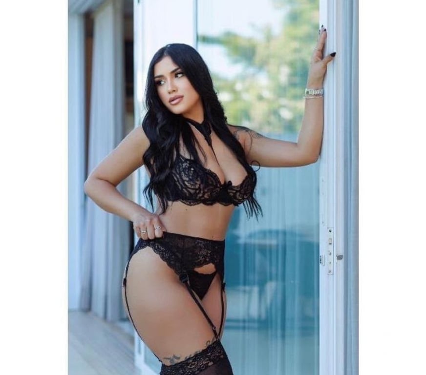 Escorts Central London Barbican - Central London - Photos for Lola Brazilian party girl new in are