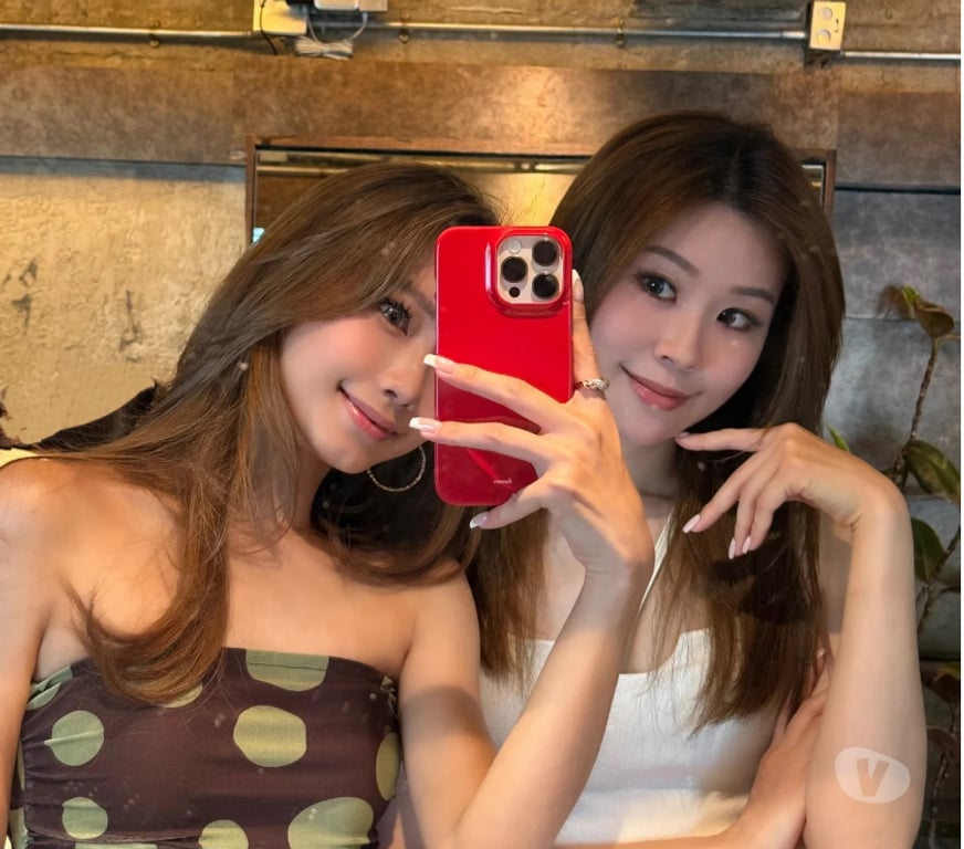 Escorts Fife Saint Andrews - Fife - Photos for New Korean 4 Hand Massage Double Girls Kissing Full Body