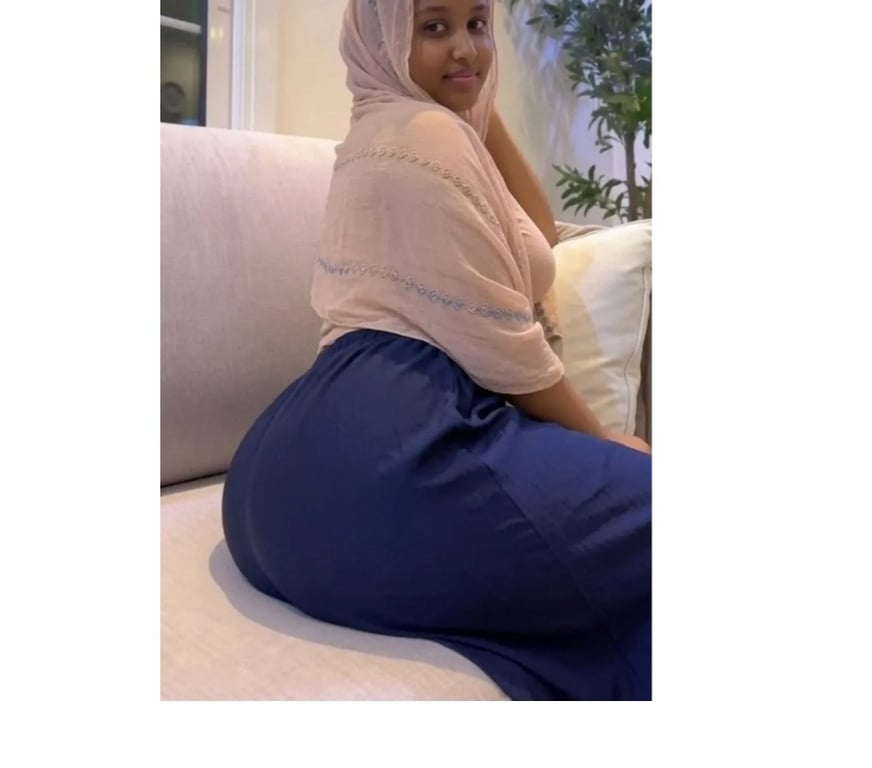 Escorts North West London Harrow - Photos for ISABELLA BRUNET GFE BACK IN TOWN 💕BIG ASS🍑