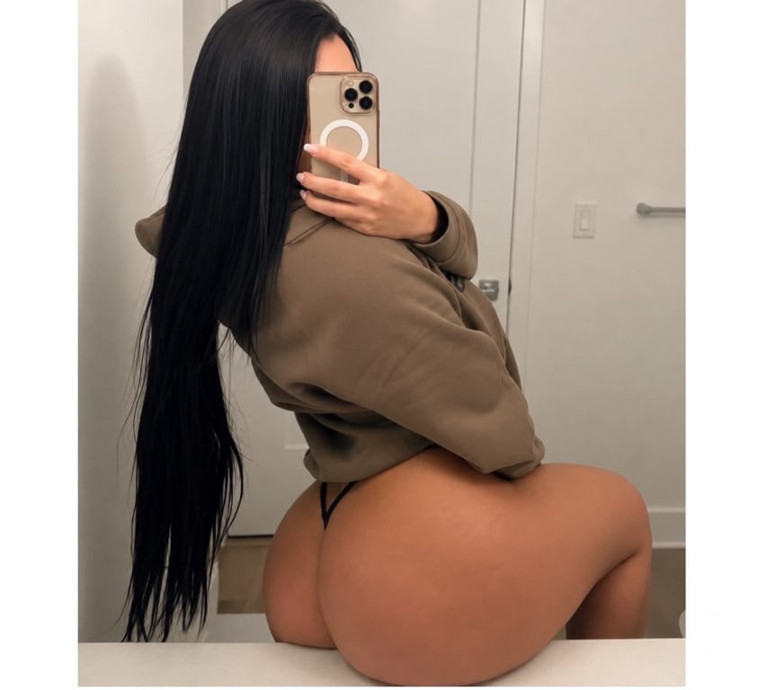 Escorts South Yorkshire Sheffield - Photos for 🍑 BIG ASS BRAZILIAN 🇧🇷