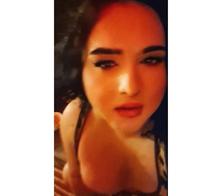 Trans Escorts West Midlands Birmingham - Photos for TRANS ROBERTA 🥳 I'm in Birmingham until August 24th.