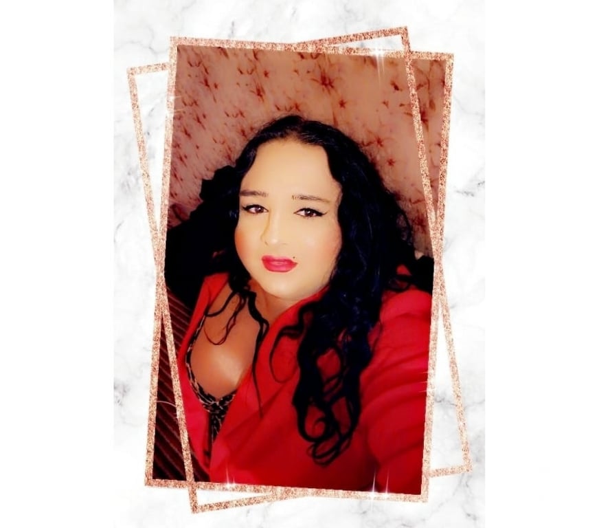 Trans Escorts West Midlands Birmingham - Photos for TRANS ROBERTA 🥳 I'm in Birmingham until August 24th.