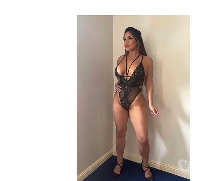 Escorts Hampshire Rushmoor - Photos for Bella Sexy Brazilian Party girl 🔥