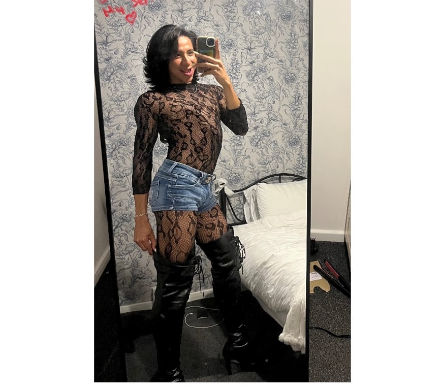 Trans Escorts West Midlands Solihull - Photos for LATINA FEMBOY AVAILABLE FOR MEN