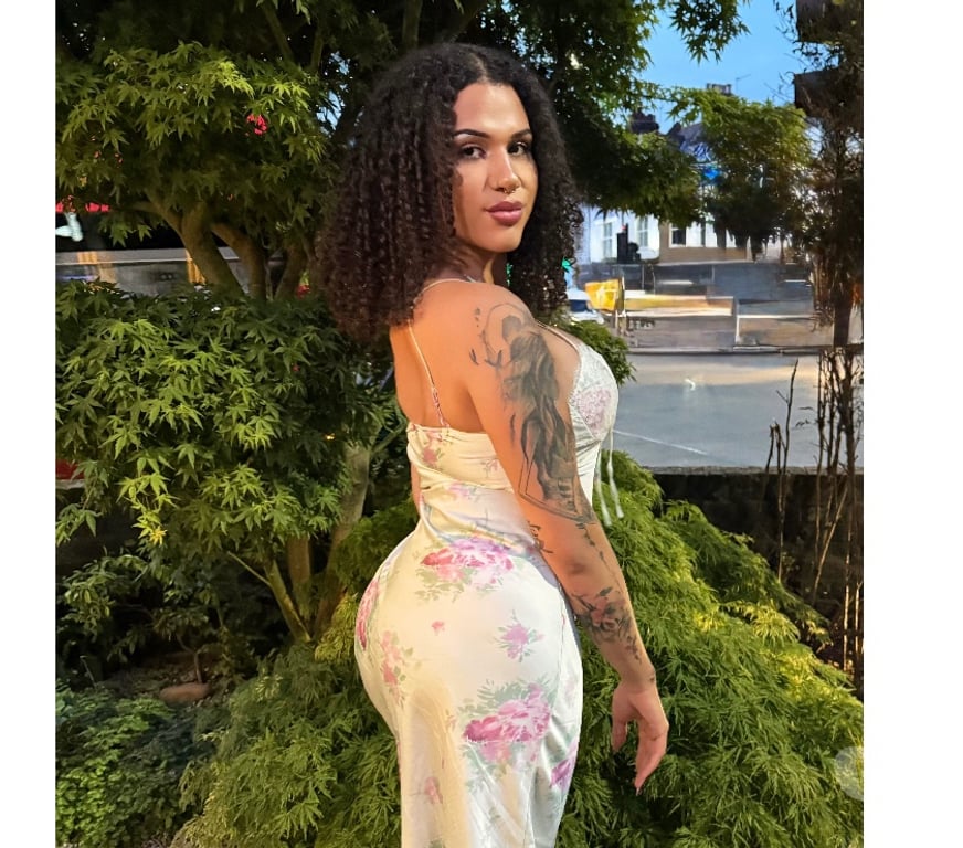 Trans Escorts West Midlands Birmingham - Photos for Brazilian Dream with a VIP experience