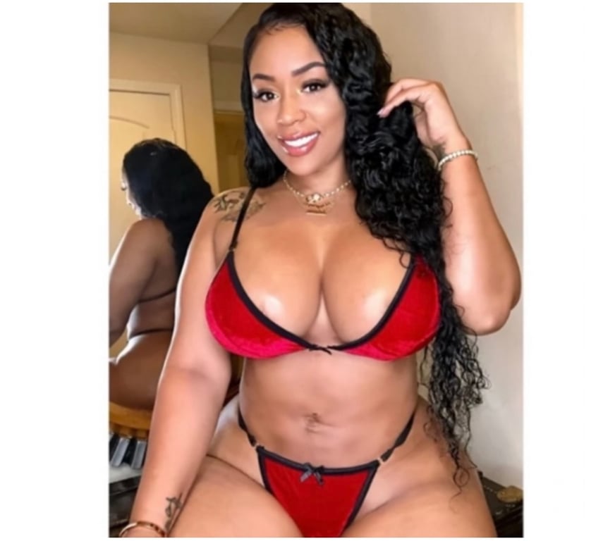 Escorts West Midlands Birmingham - Photos for Big Bum Colombiana😍A-LEVEL💋FGE