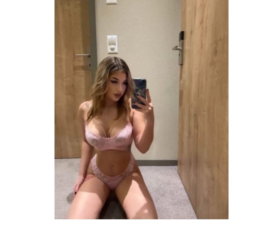 Escorts West Yorkshire Kirklees - Photos for Nicole new girl best in the town