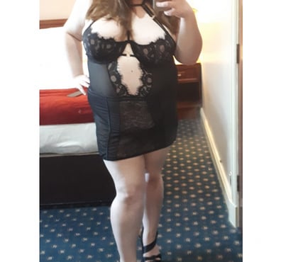 Escorts Milton Keynes City Centre Milton Keynes - Photos for Suzi_Bush Blonde Busty BBW