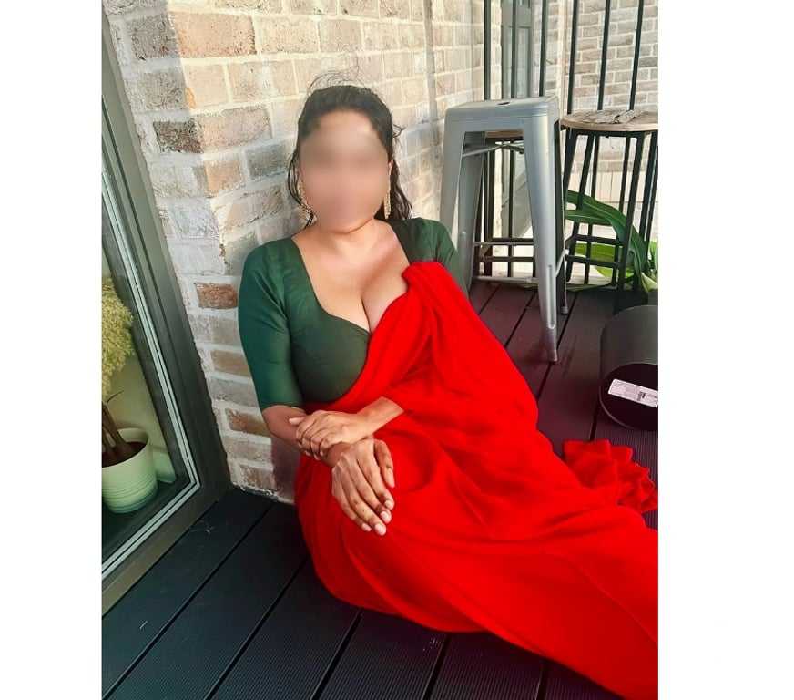 Escorts North West London Harrow - Photos for MAITHILI SOUTH INDIAN TAMIL GIRL NEW IN HARROW 🇮🇳