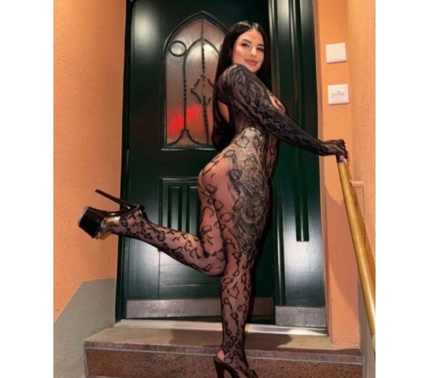 Escorts Hull Hull City Centre - Hull - Photos for 🙈🥵NEW SOFIA🥵🙈CALL ME🥵