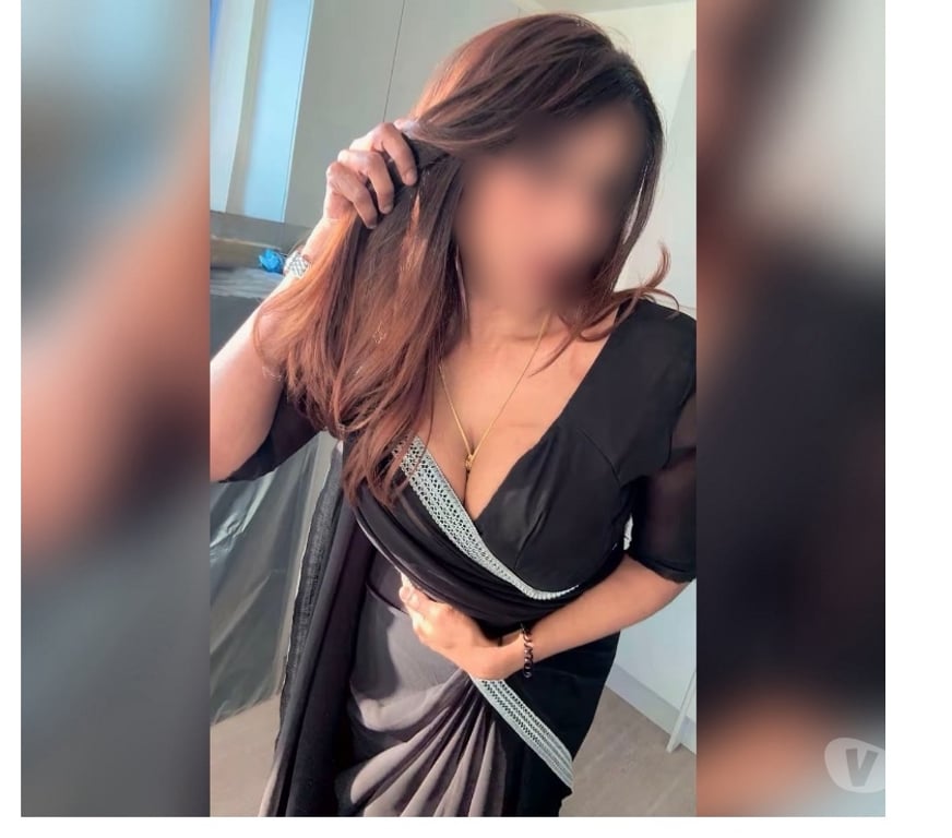 Escorts West Yorkshire Leeds - Photos for KANMANI BANGALORE TAMIL INDIAN GIRL IN LEEDS 👧 💋