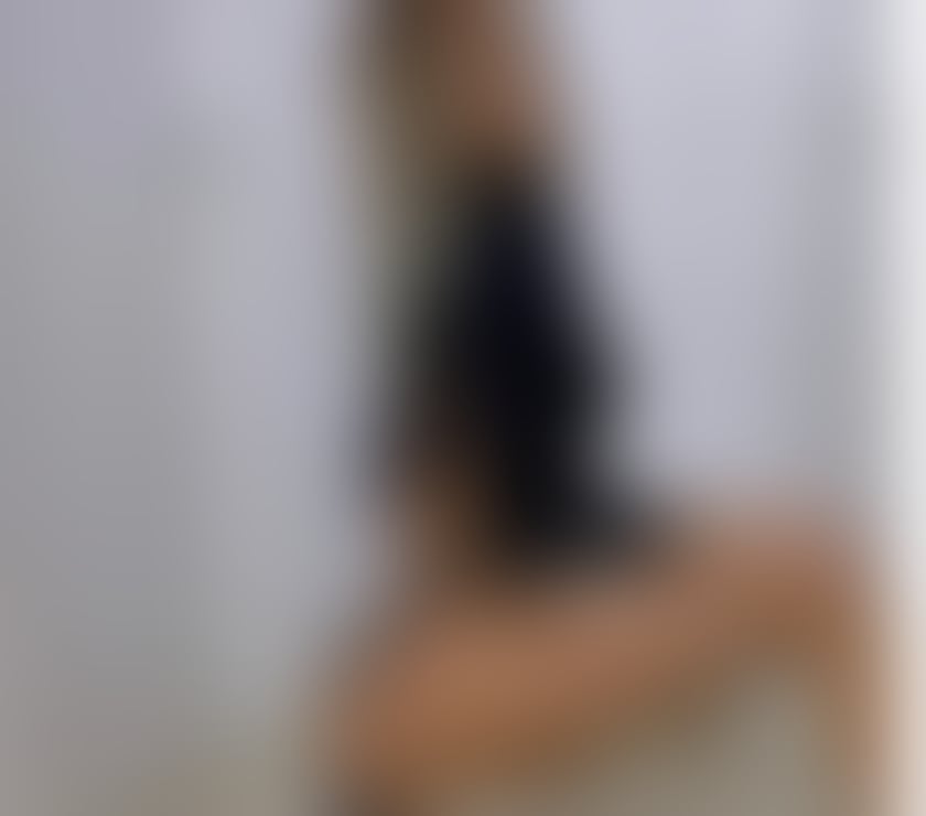 Escort Stratford East London - Photos for AMIRA PARTY GIRL OUTCALL ONLY XXX📞