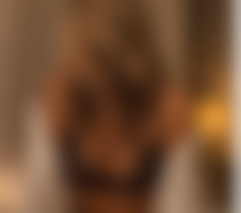 Escorts Oxfordshire West Oxfordshire - Photos for Elegant British Brazilian • Private & Discreet