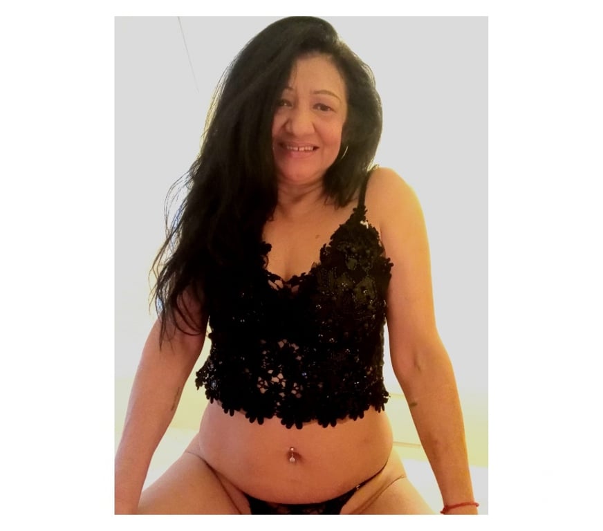Escorts North West London Wembley Park - North West London - Photos for MIRA MILF 💦🔥PART GIRL📲