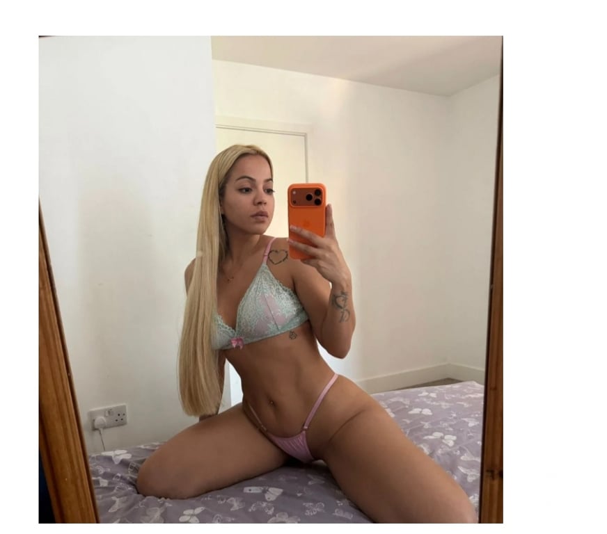 Escorts South East London Woolwich - South East London - Photos for Brazilian 🇧🇷Lucia Party 🔞