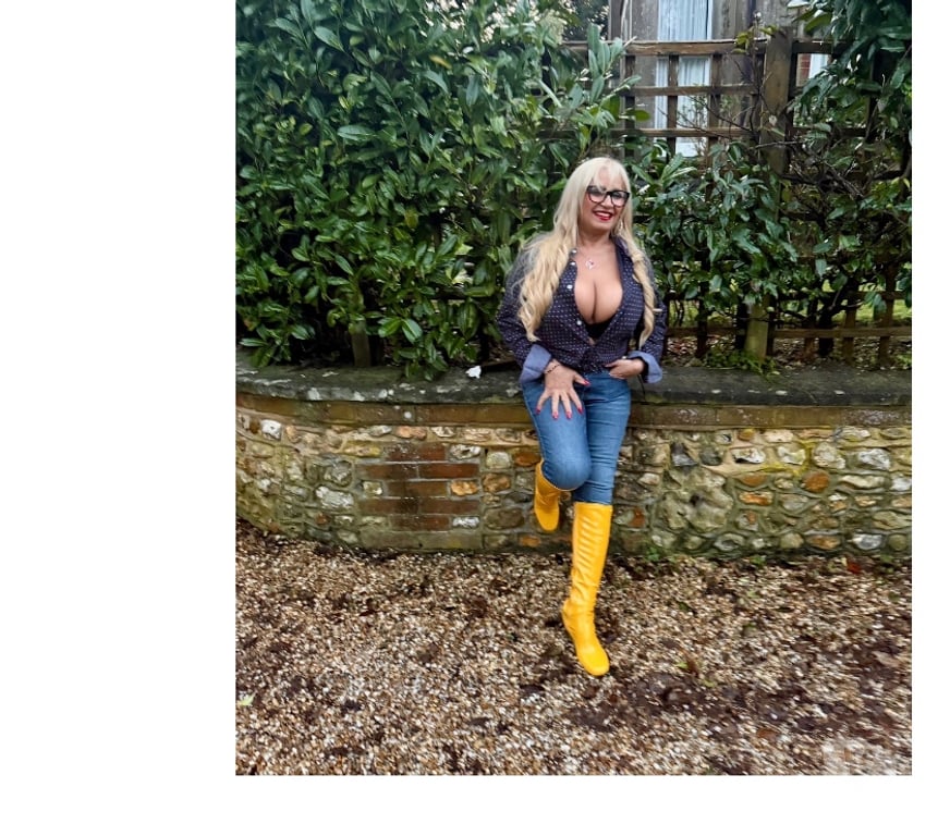 Escorts South East London Bromley - Photos for Mary the Naughty Girl🥰🍾❤️🔥