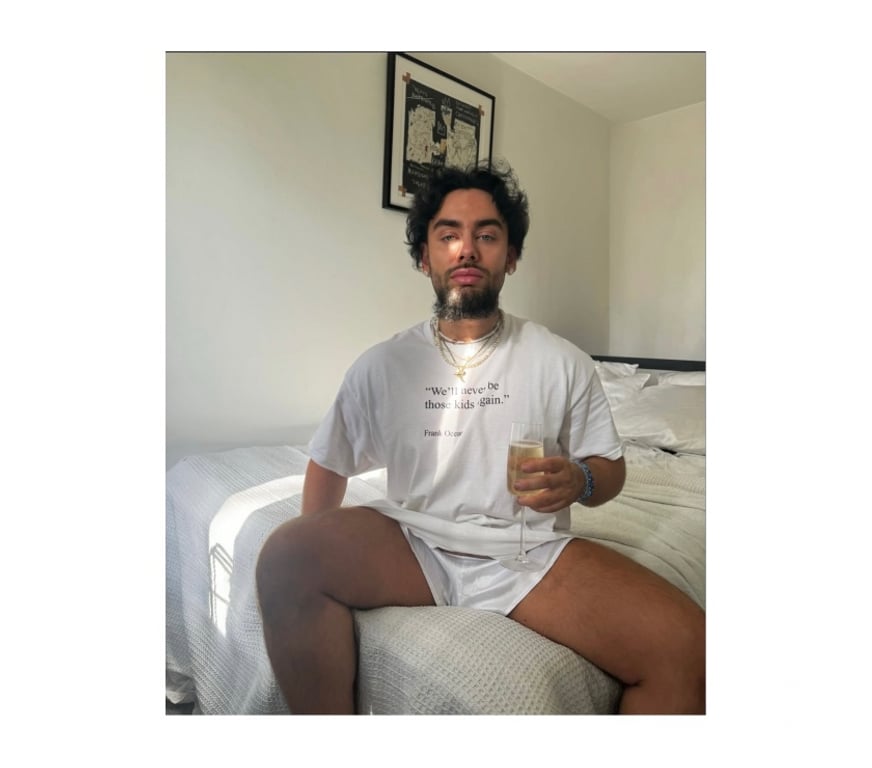  Gay massage West London Chiswick - West London - Photos for Come slutmeout bottom lad for incalls 60pounds for pounding