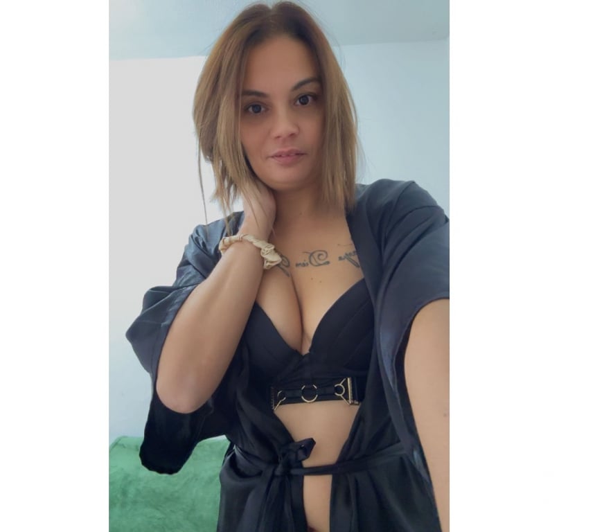 Escorts North West London Queensbury - Harrow - Photos for MILF 👅 NINA 💦 PLS WRITE WHATSAPP