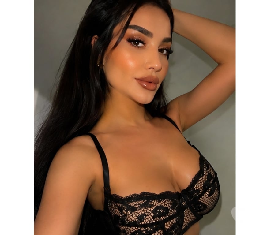 Escorts West Midlands Birmingham - Photos for 100% Real❤️PARTY GIRL🍾🍾Only Outcall♥️♥️