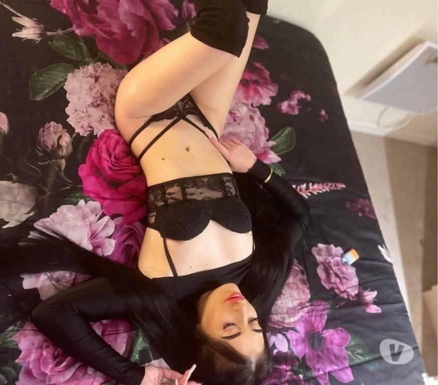Escorts South Yorkshire Sheffield - Photos for 😈Alice naughty & seductive💋 lets party 🥳 🥂