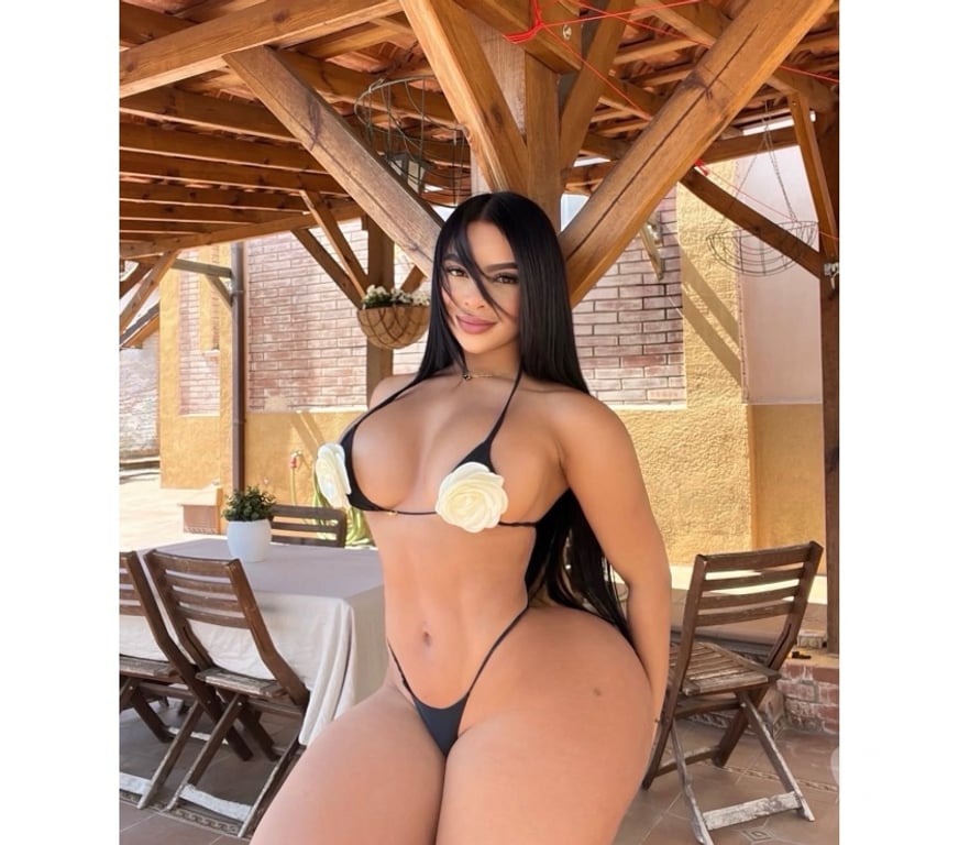 Escorts East London Upton Park - East London - Photos for 🔥 SEXY, IRRESISTIBLE AND HOT BRUNETTE JUST FOR YOU💋