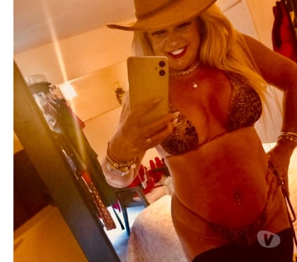 Photos for Sexy milf lilly